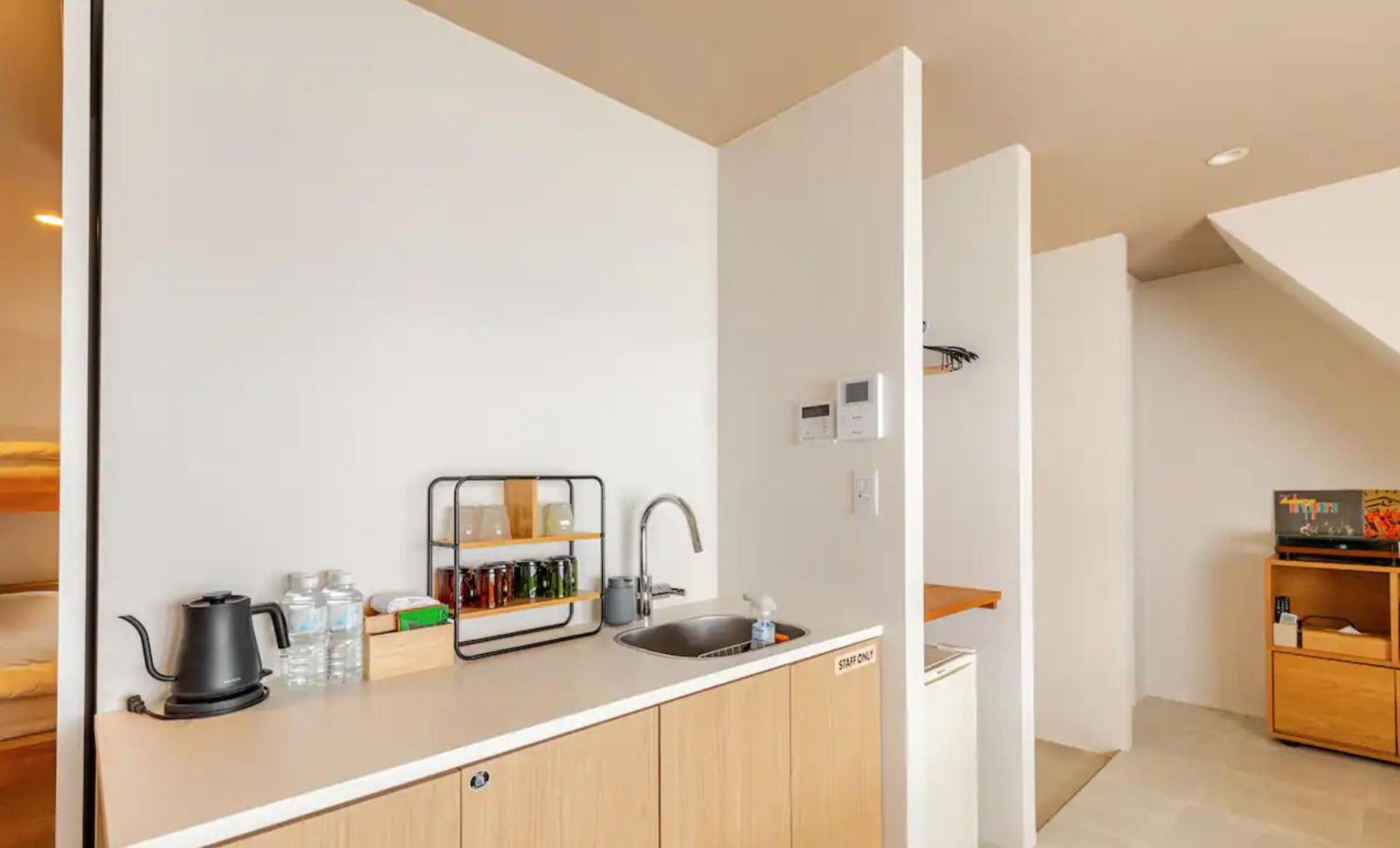 8B Hotel -Osaka Nishikujo Apartment- Экстерьер фото