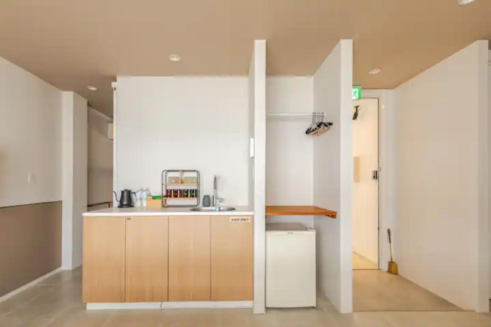 8B Hotel -Osaka Nishikujo Apartment- Экстерьер фото